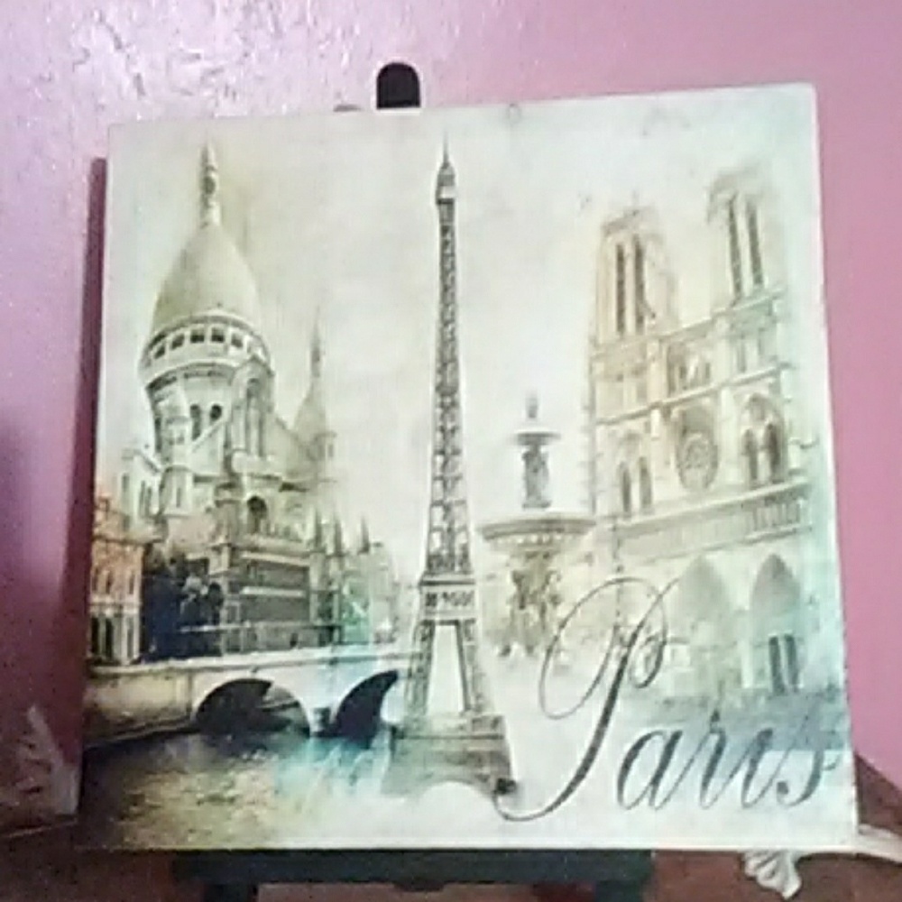 Paris sign